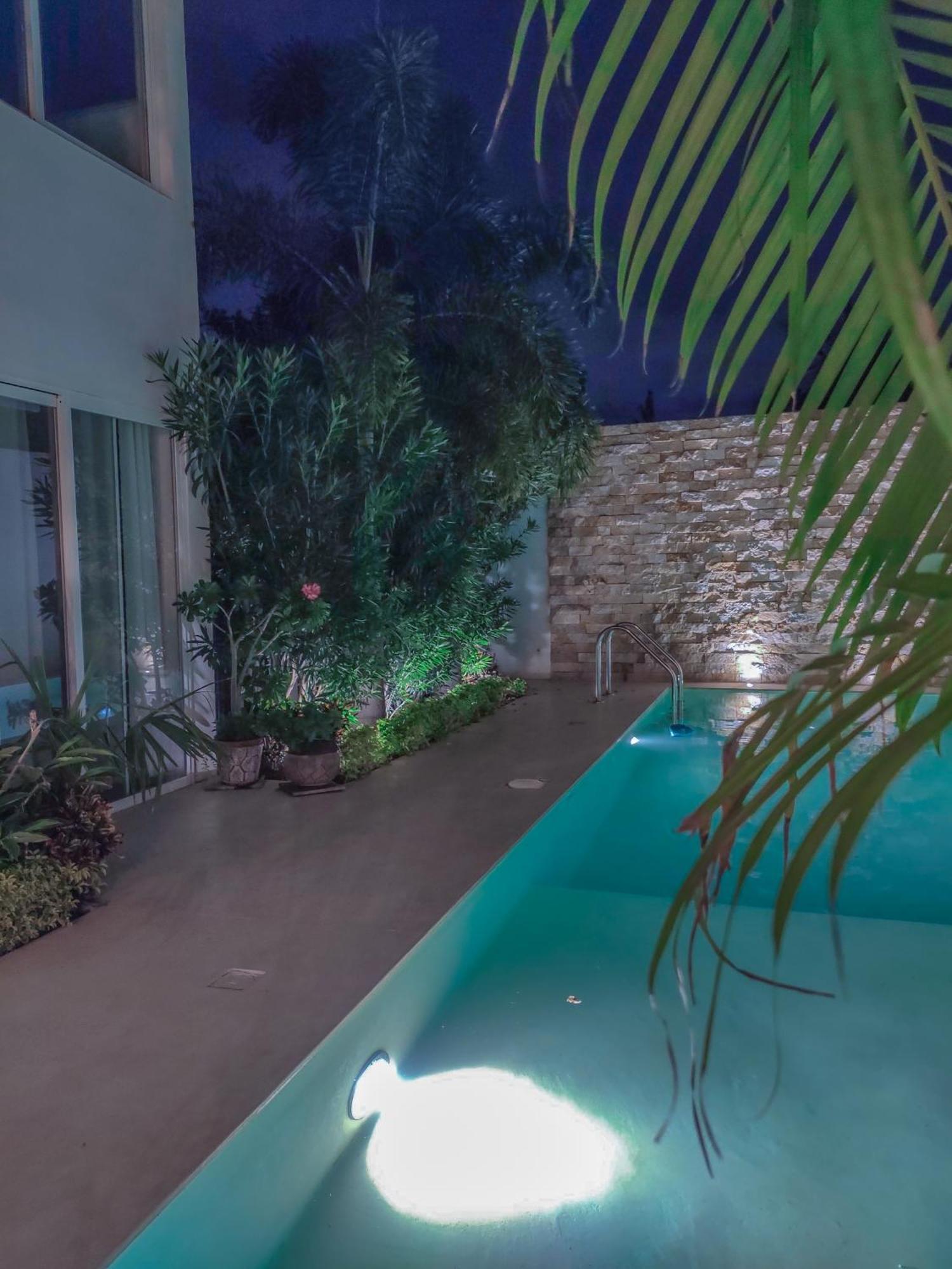 מרידה Villa Moderna Con Alberca, Gimnasio Y Cochera מראה חיצוני תמונה