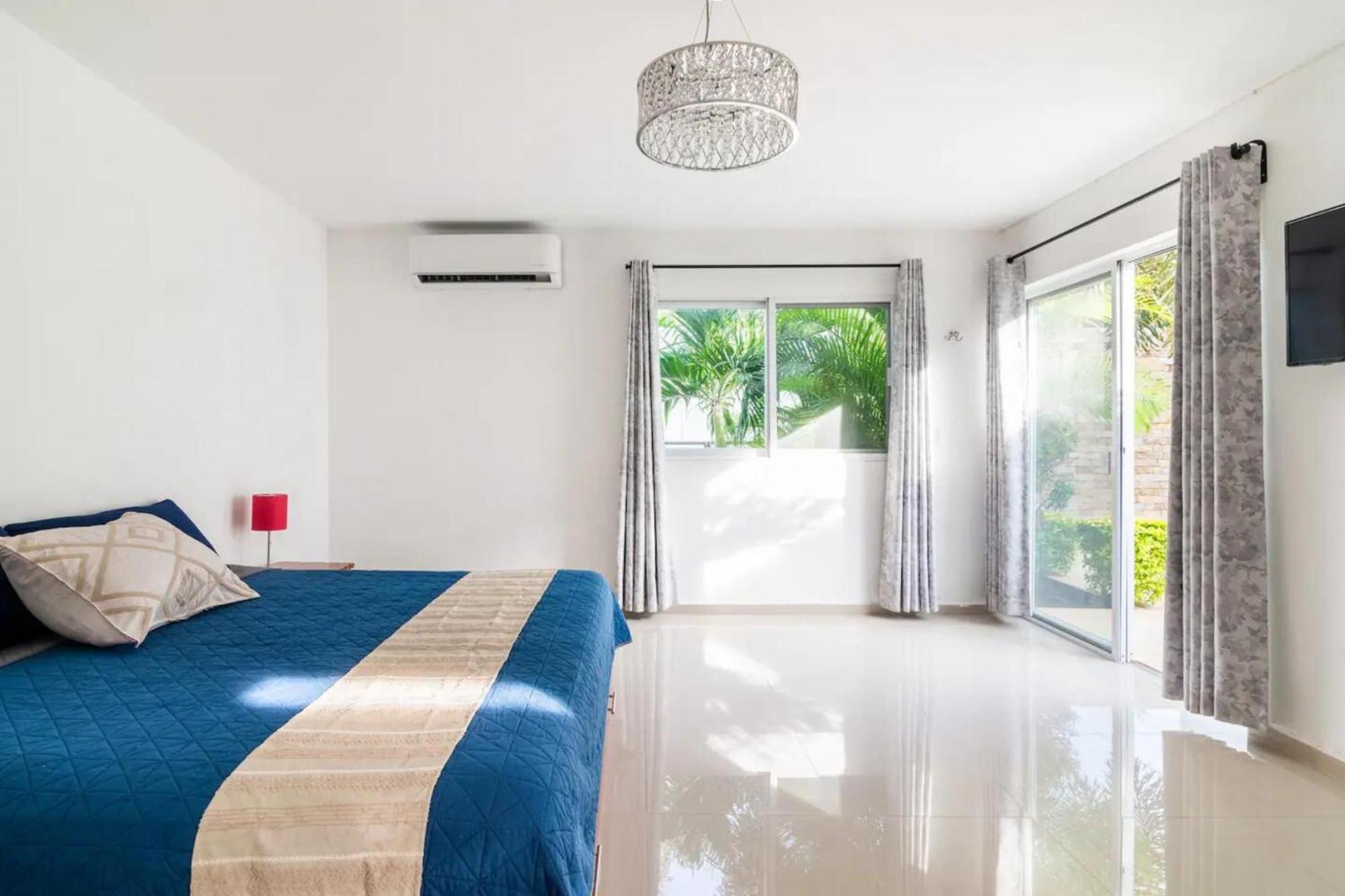 מרידה Villa Moderna Con Alberca, Gimnasio Y Cochera מראה חיצוני תמונה