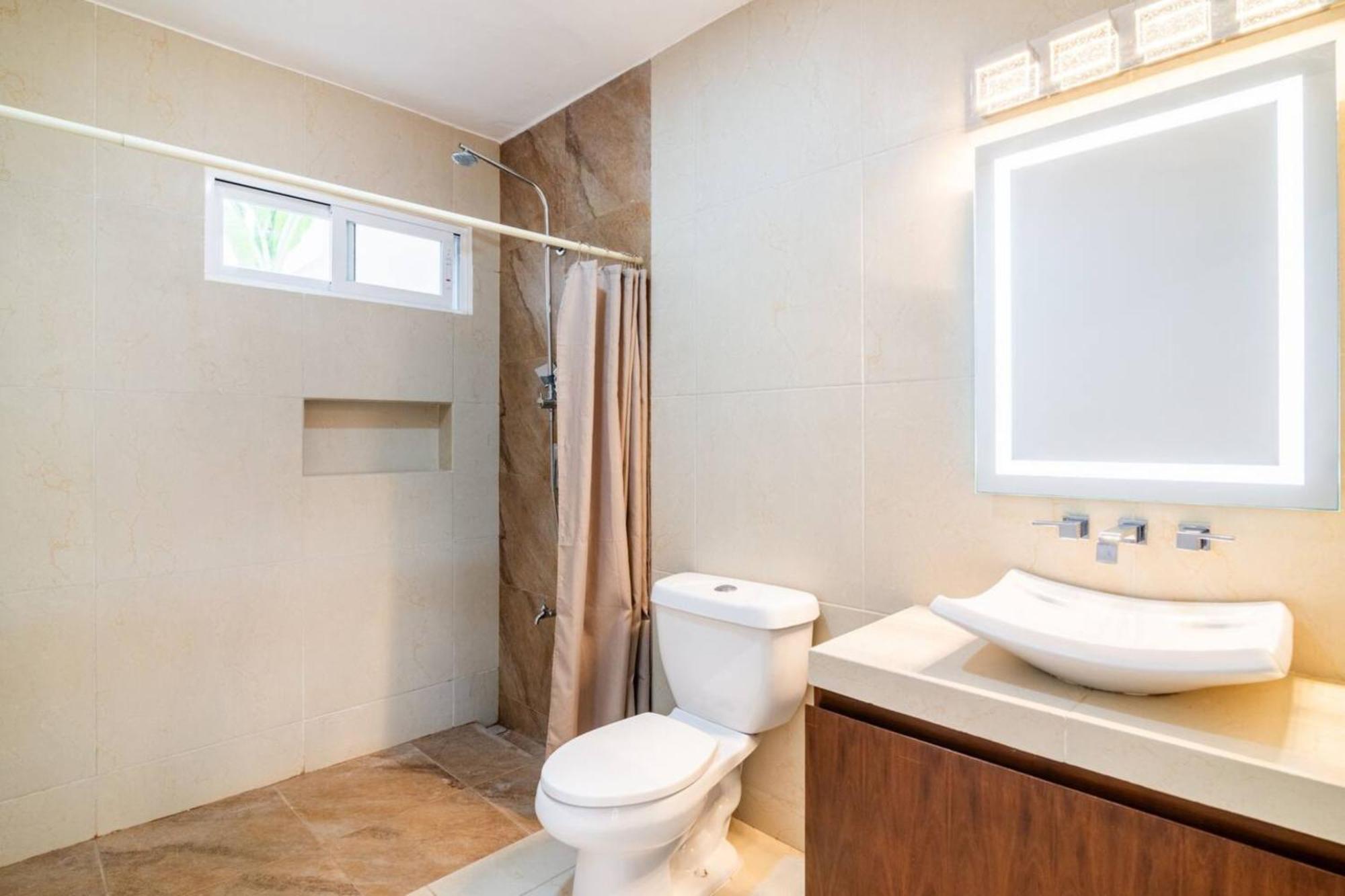מרידה Villa Moderna Con Alberca, Gimnasio Y Cochera מראה חיצוני תמונה